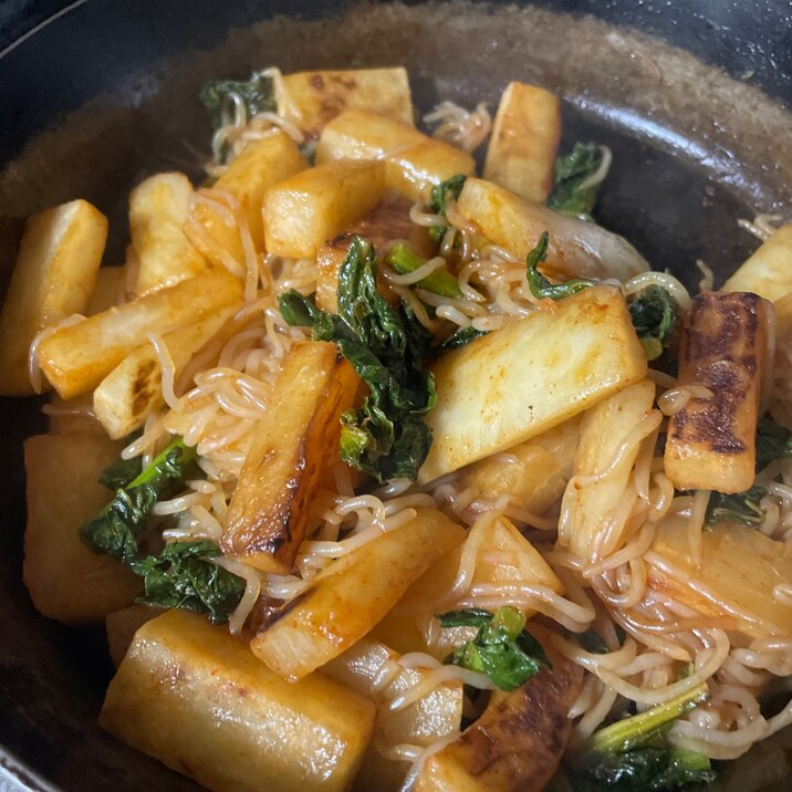 大根と糸蒟蒻のピリ辛炒め